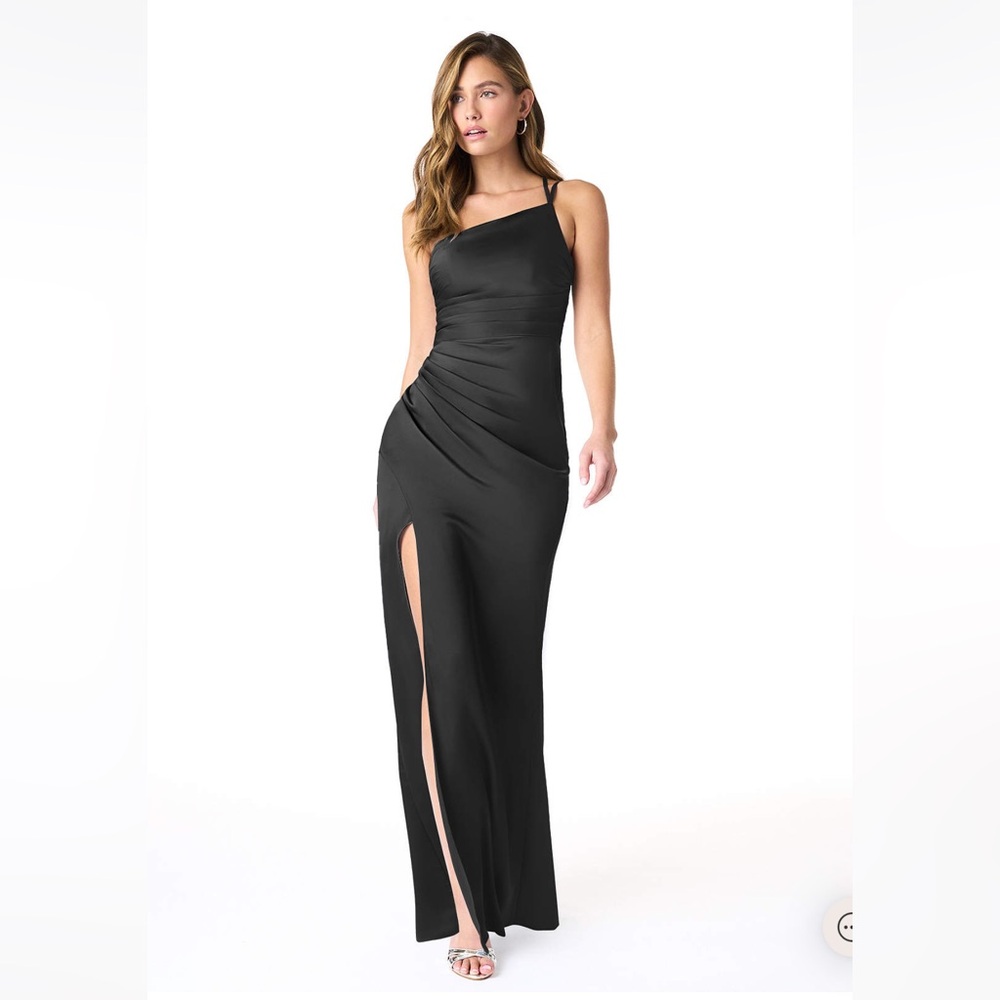 Azazie Eren Stretch Satin Dress
Dress Color: black      
Size A2